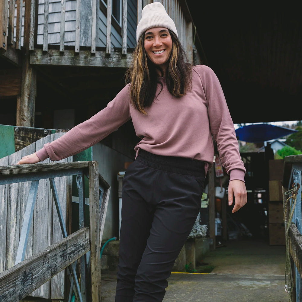 Free Fly Women's Bamboo Lightweight Fleece Crew Image 02
