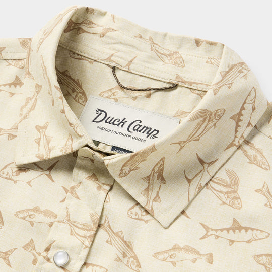 Duck Camp Men's Brrr Performance Shirt Short Sleeve Sand Dollar Coastal Frenzy Image 02