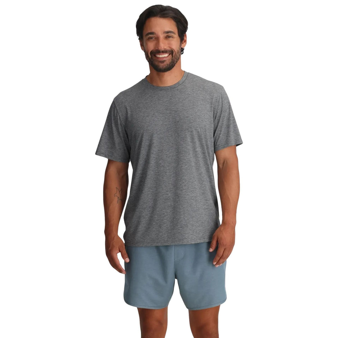 Free Fly Men's Elevate Lightweight Tee Heather Grey Image 01