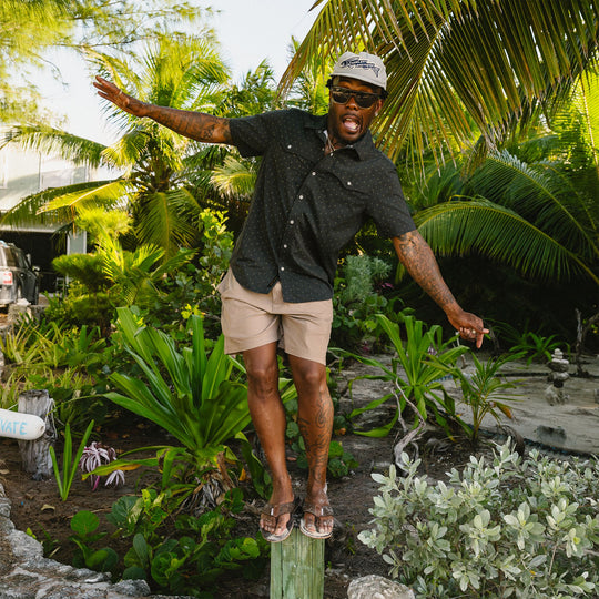 Howler Brothers Open Country Tech Shirt Supernovas : Antique Black Image 08