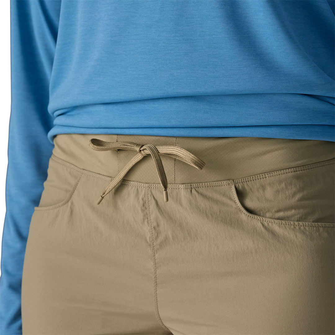 Patagonia Women's Sandy Cay Shorts - 4 in. Seabird Grey