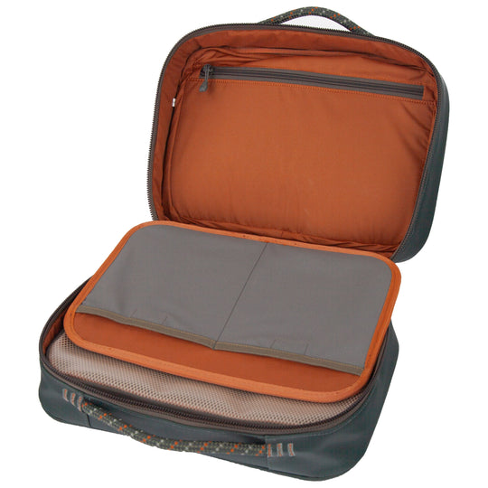 Fishpond Backwater Fly Tying Kit Image 06