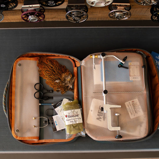 Fishpond Backwater Fly Tying Kit Image 15