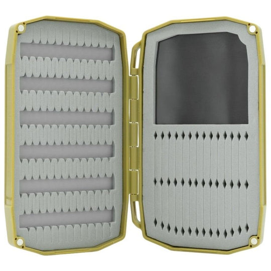Umpqua UPG Foam Weekender Mini Olive Image 01